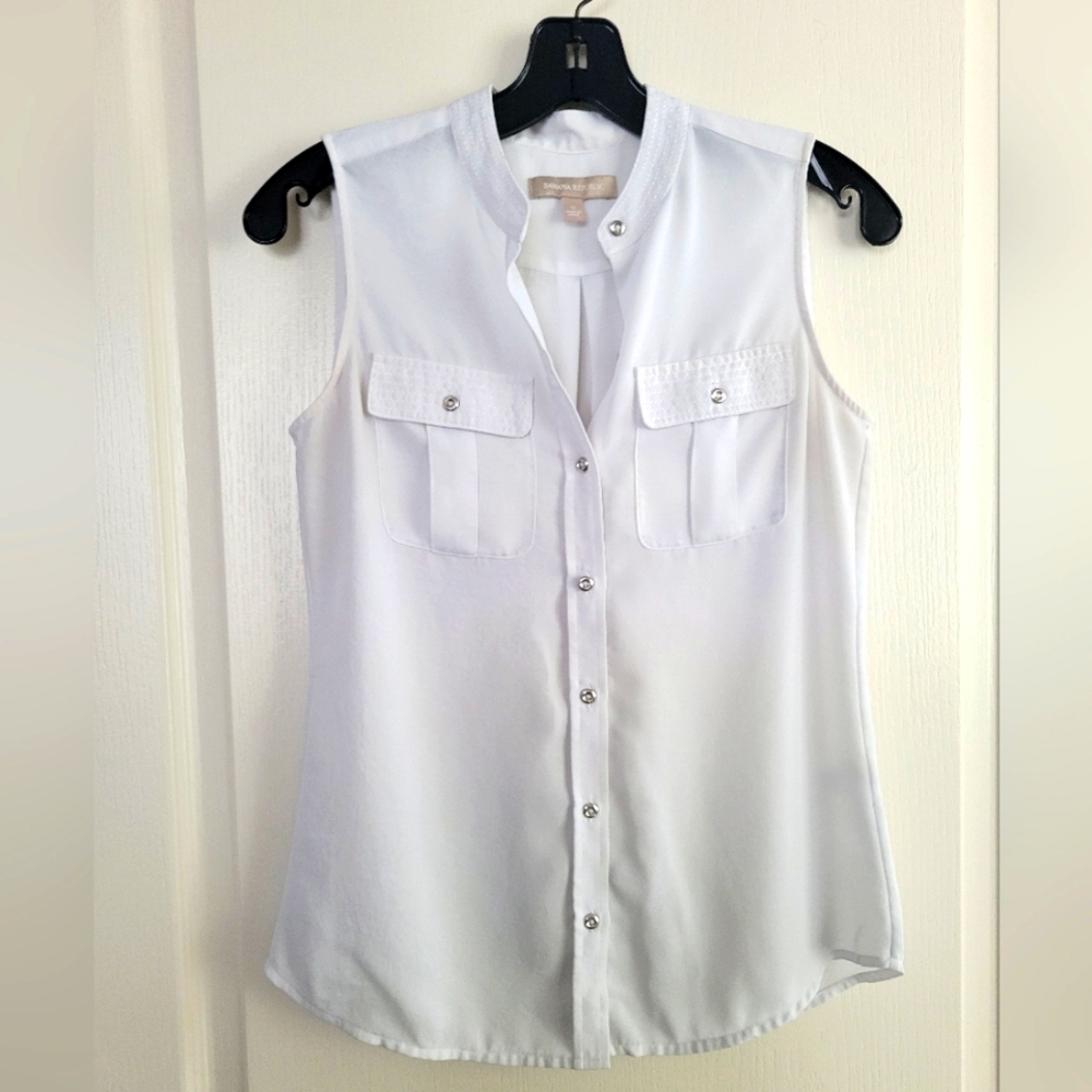 White Banana Republic Snap Button-Up Tank